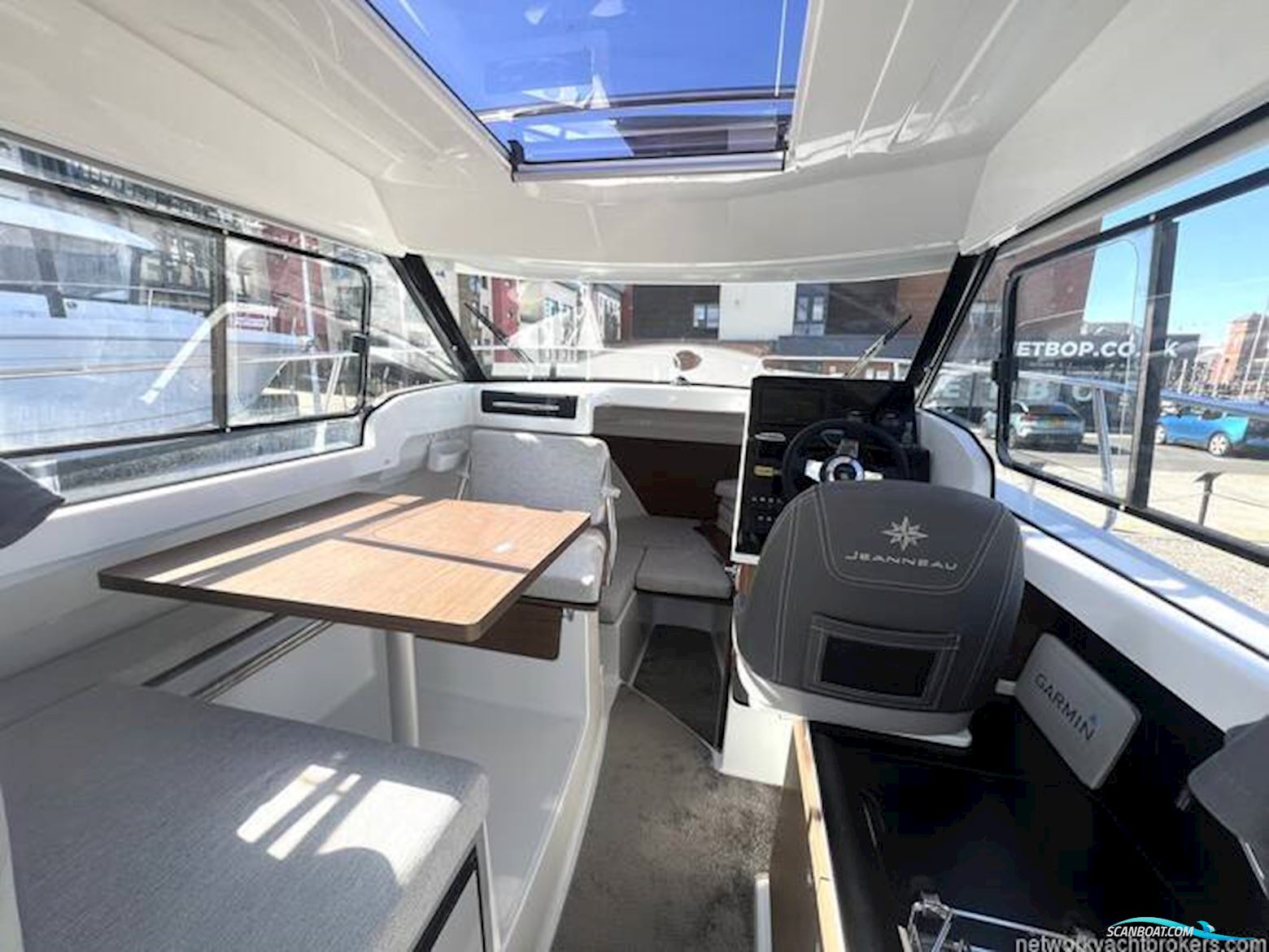 Jeanneau Merry Fisher 695