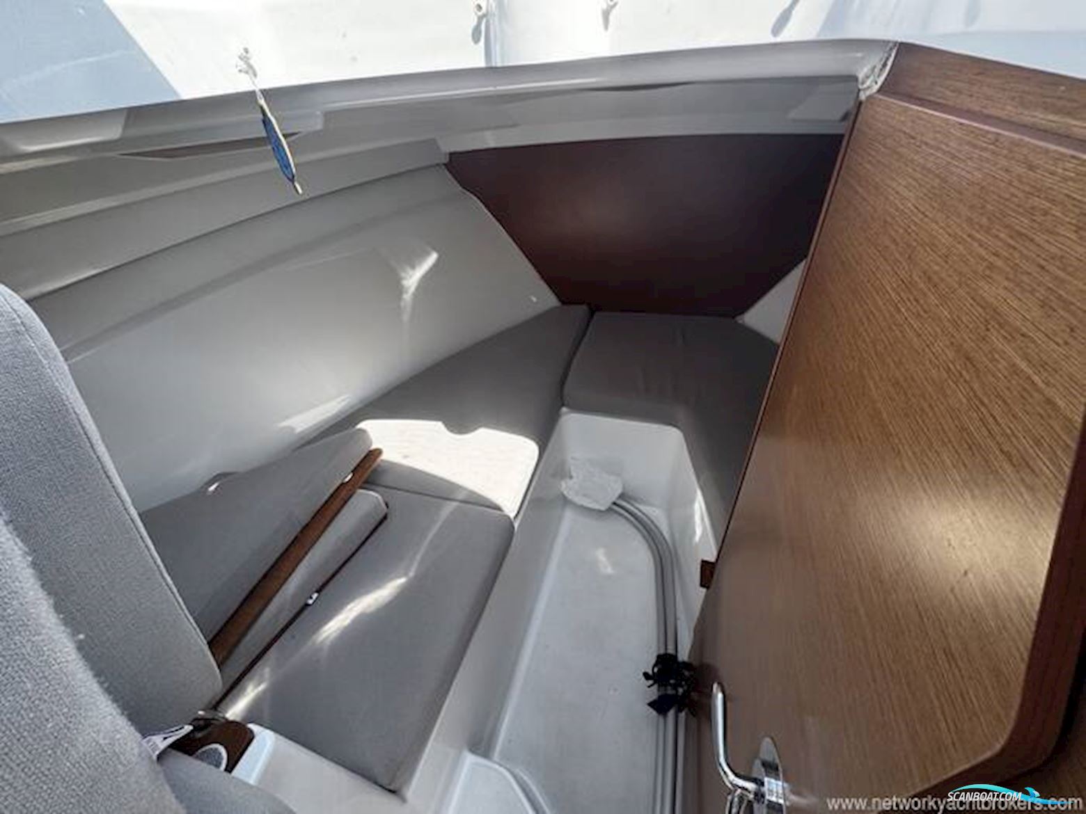 Jeanneau Merry Fisher 695