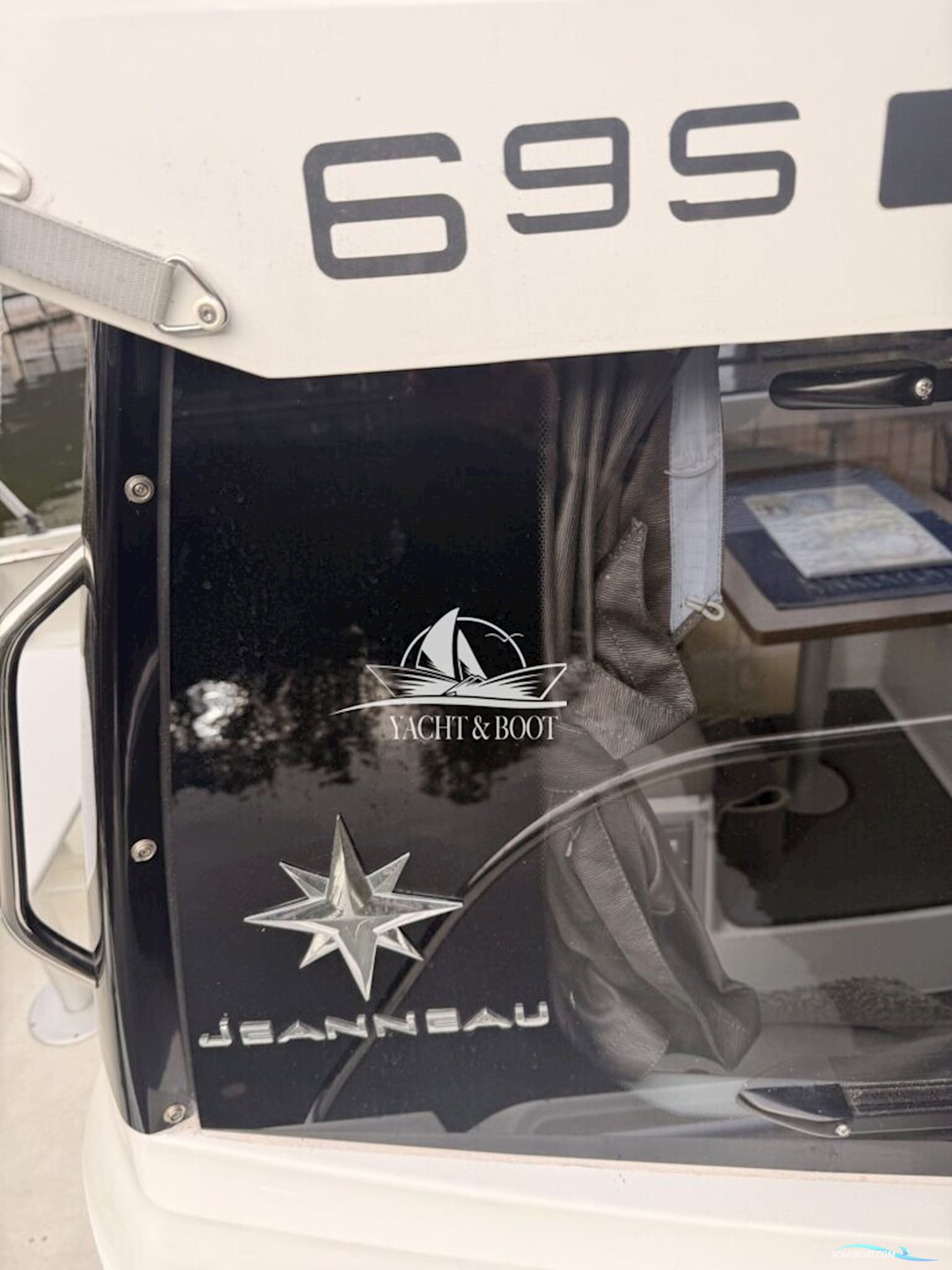Jeanneau Merry Fisher 695