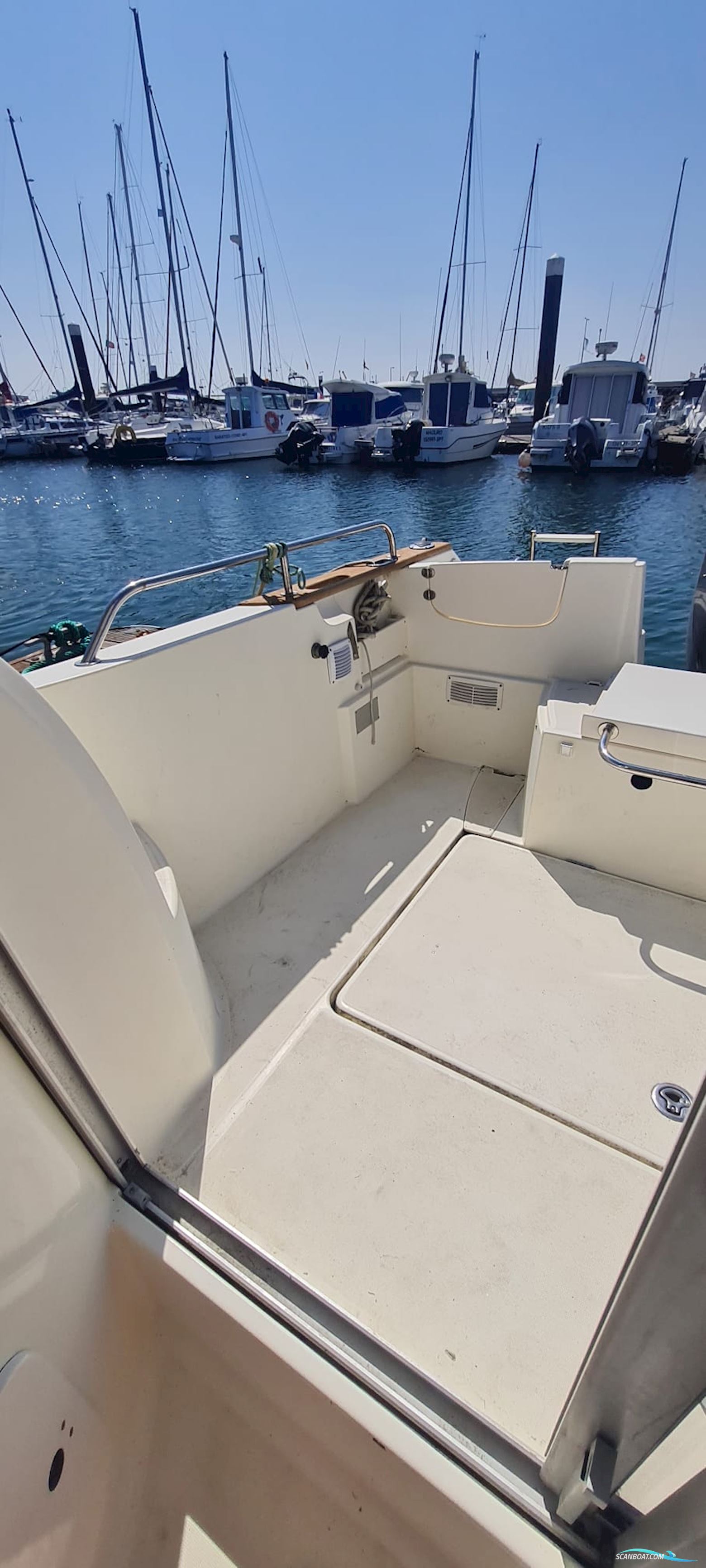 Jeanneau Merry Fisher 725