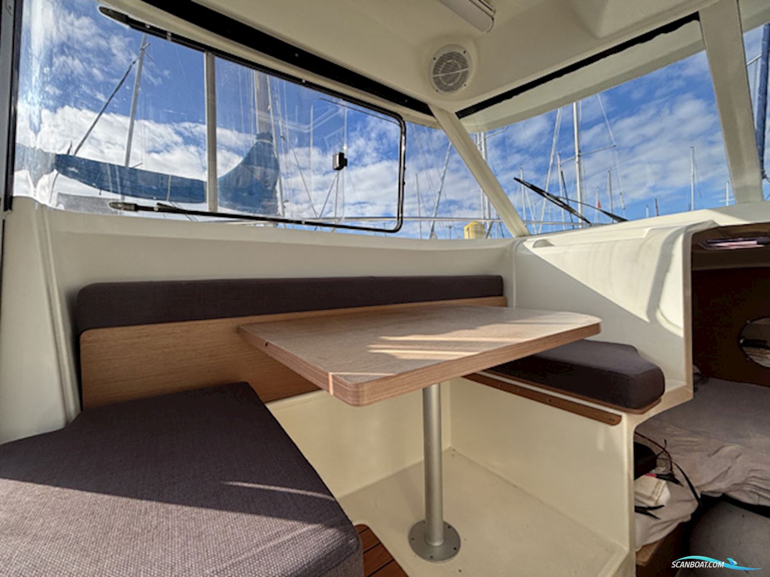 Jeanneau Merry Fisher 725