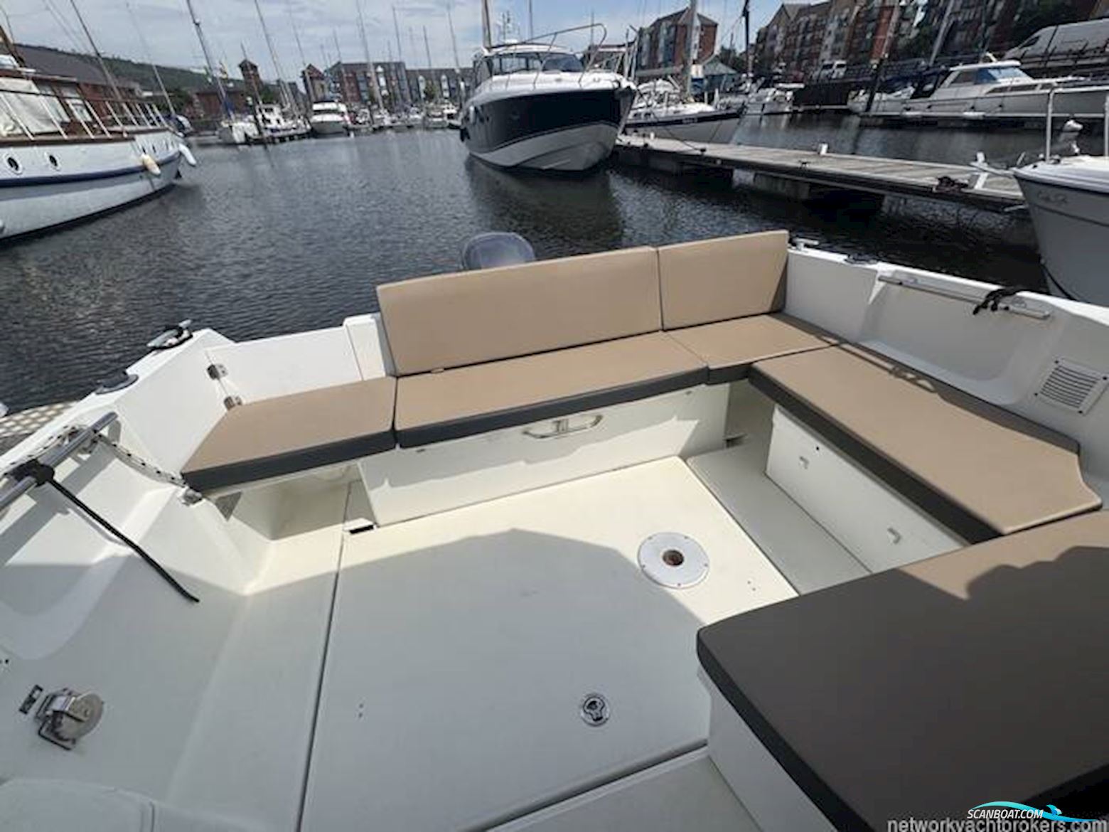 Jeanneau Merry Fisher 795