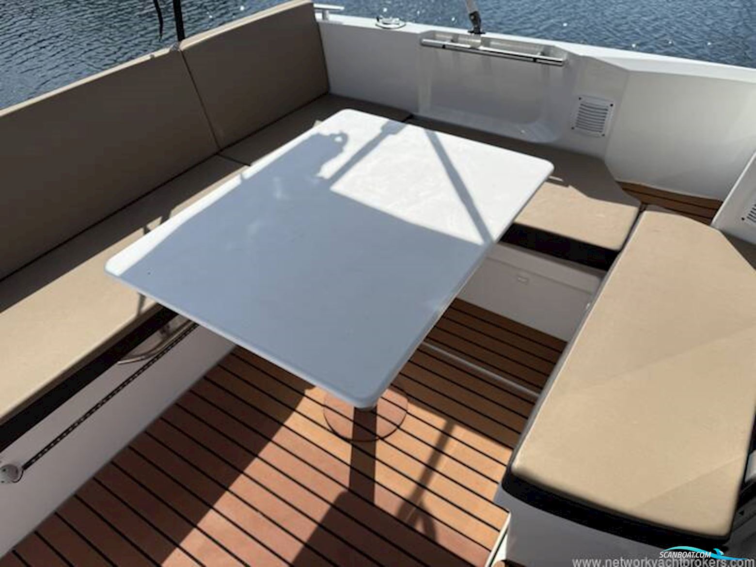 Jeanneau Merry Fisher 795