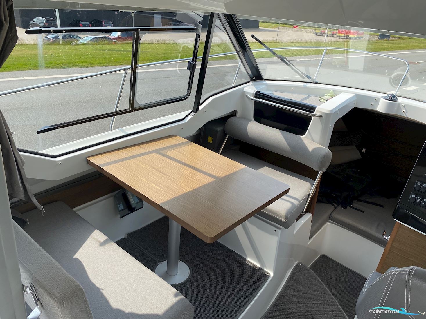 Jeanneau Merry Fisher 795