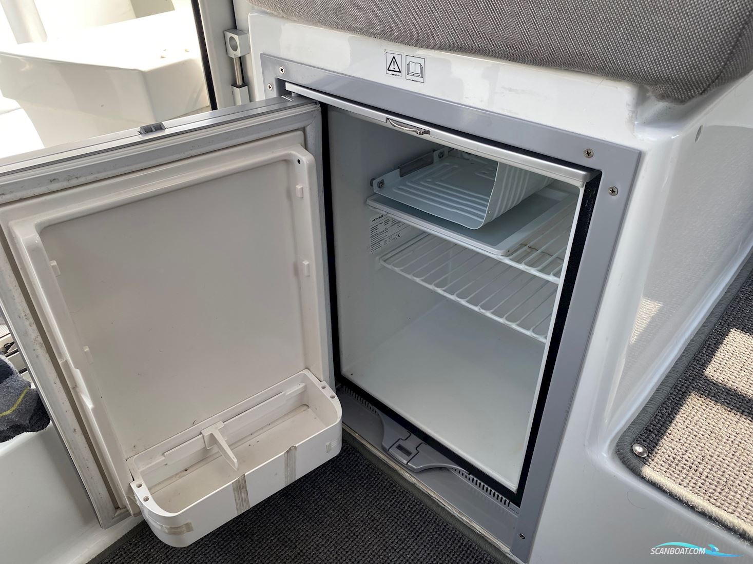 Jeanneau Merry Fisher 795