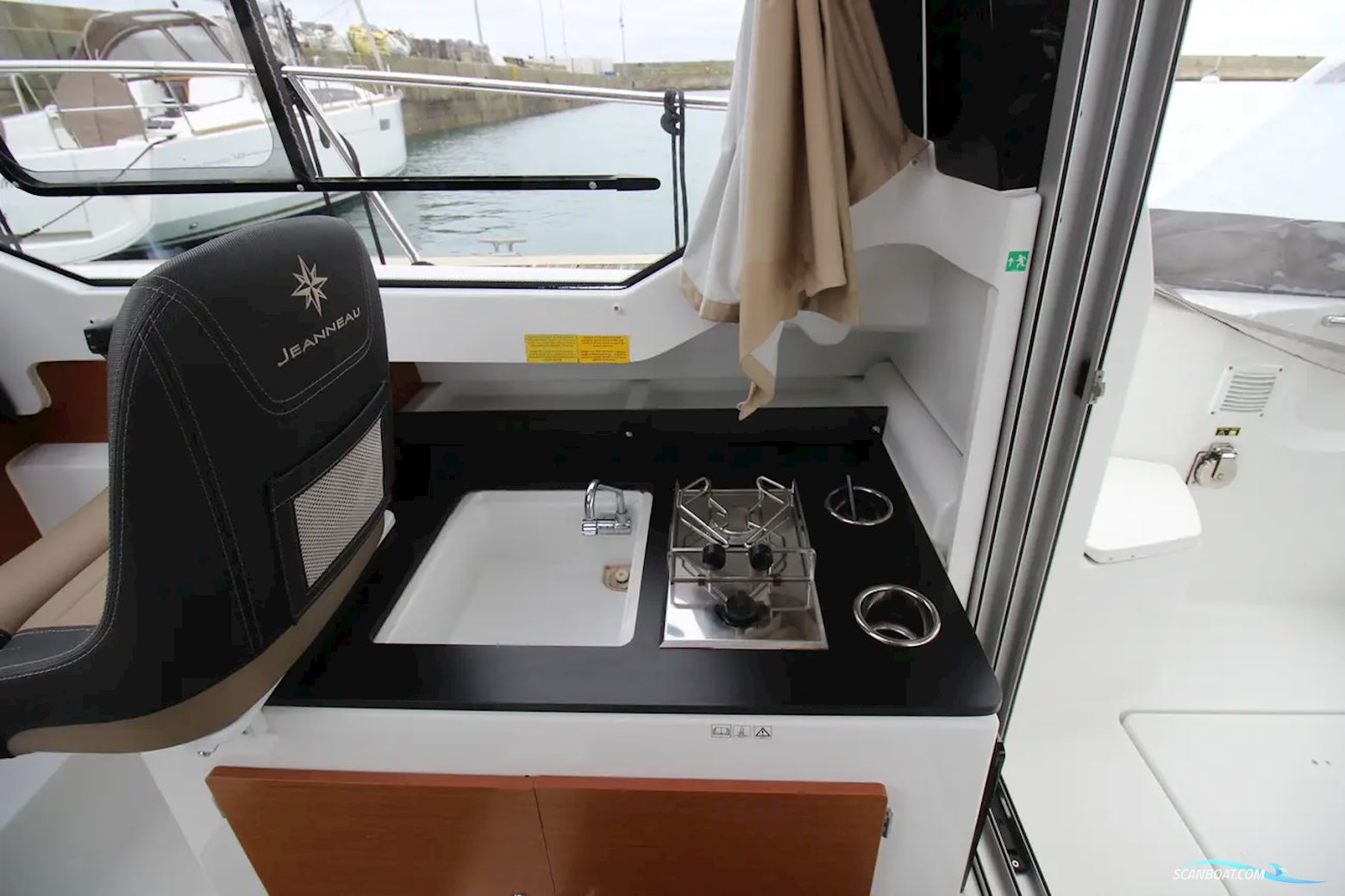 Jeanneau Merry Fisher 795