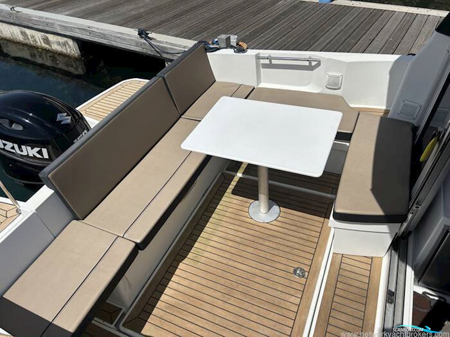 Jeanneau Merry Fisher 795