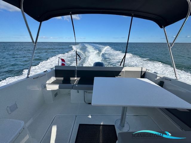 Jeanneau Merry Fisher 795