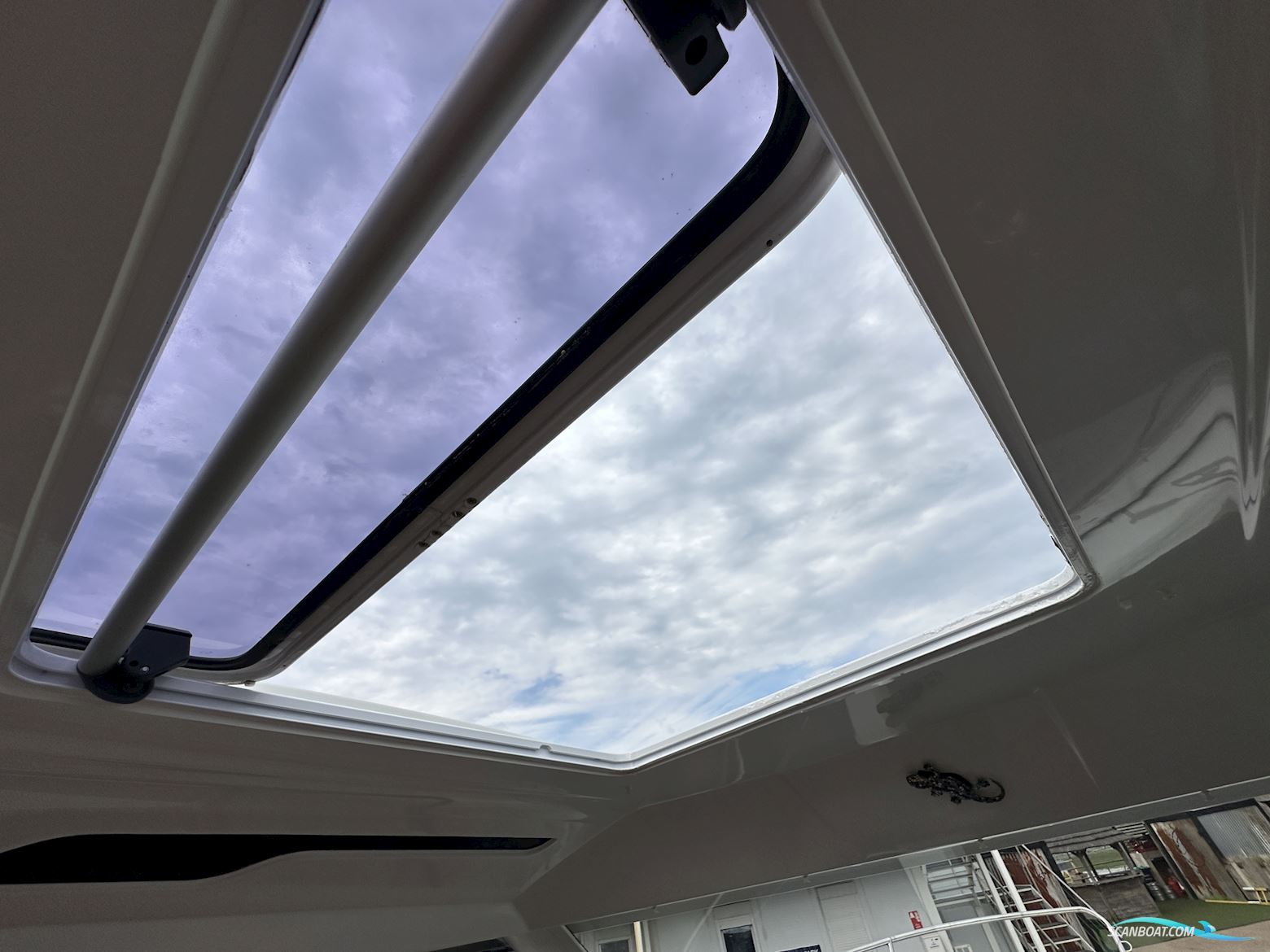 Jeanneau Merry Fisher 795