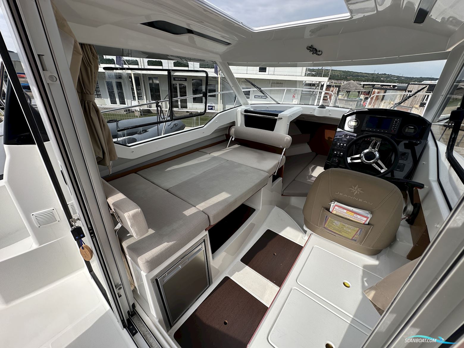 Jeanneau Merry Fisher 795