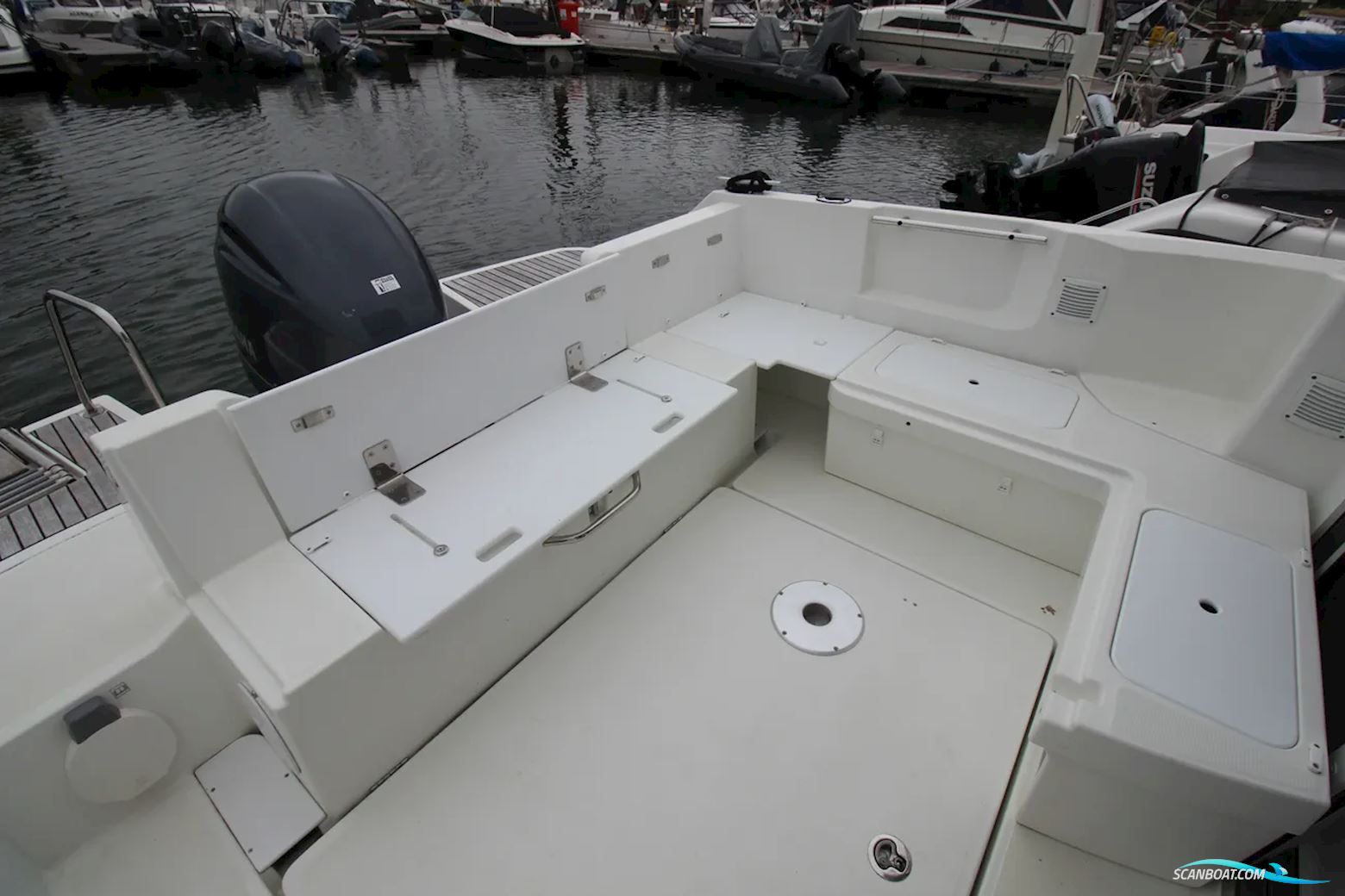 Jeanneau Merry Fisher 795
