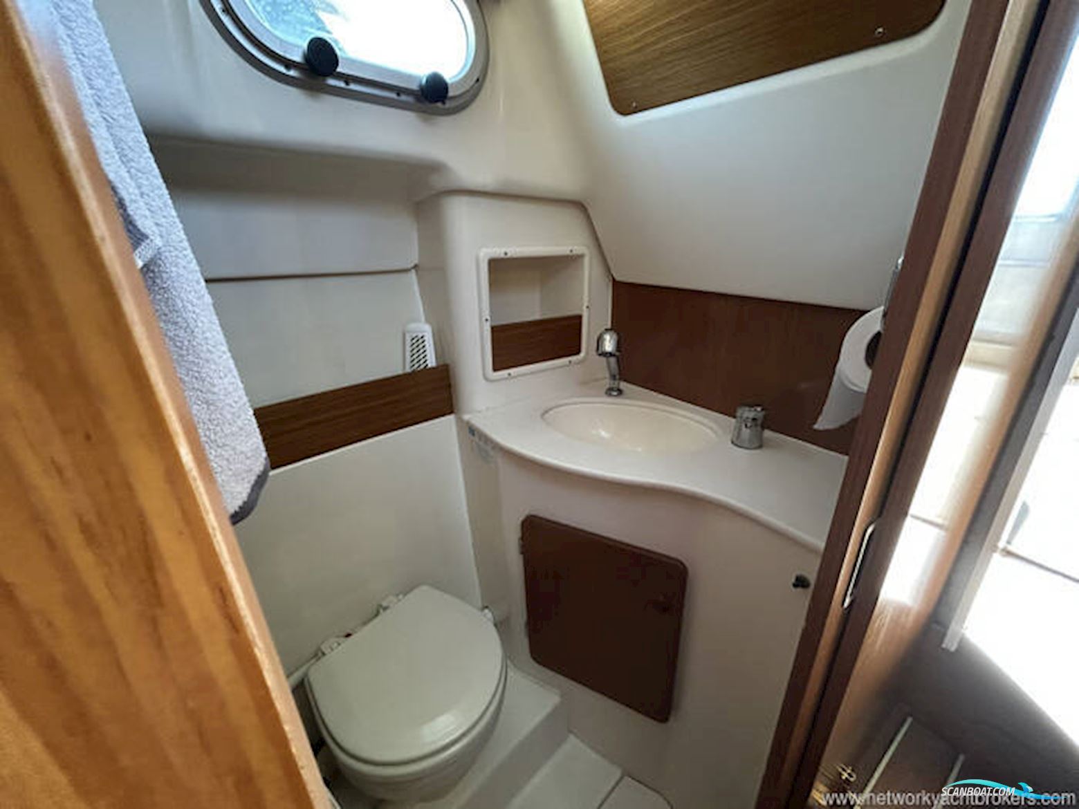 Jeanneau Merry Fisher 805