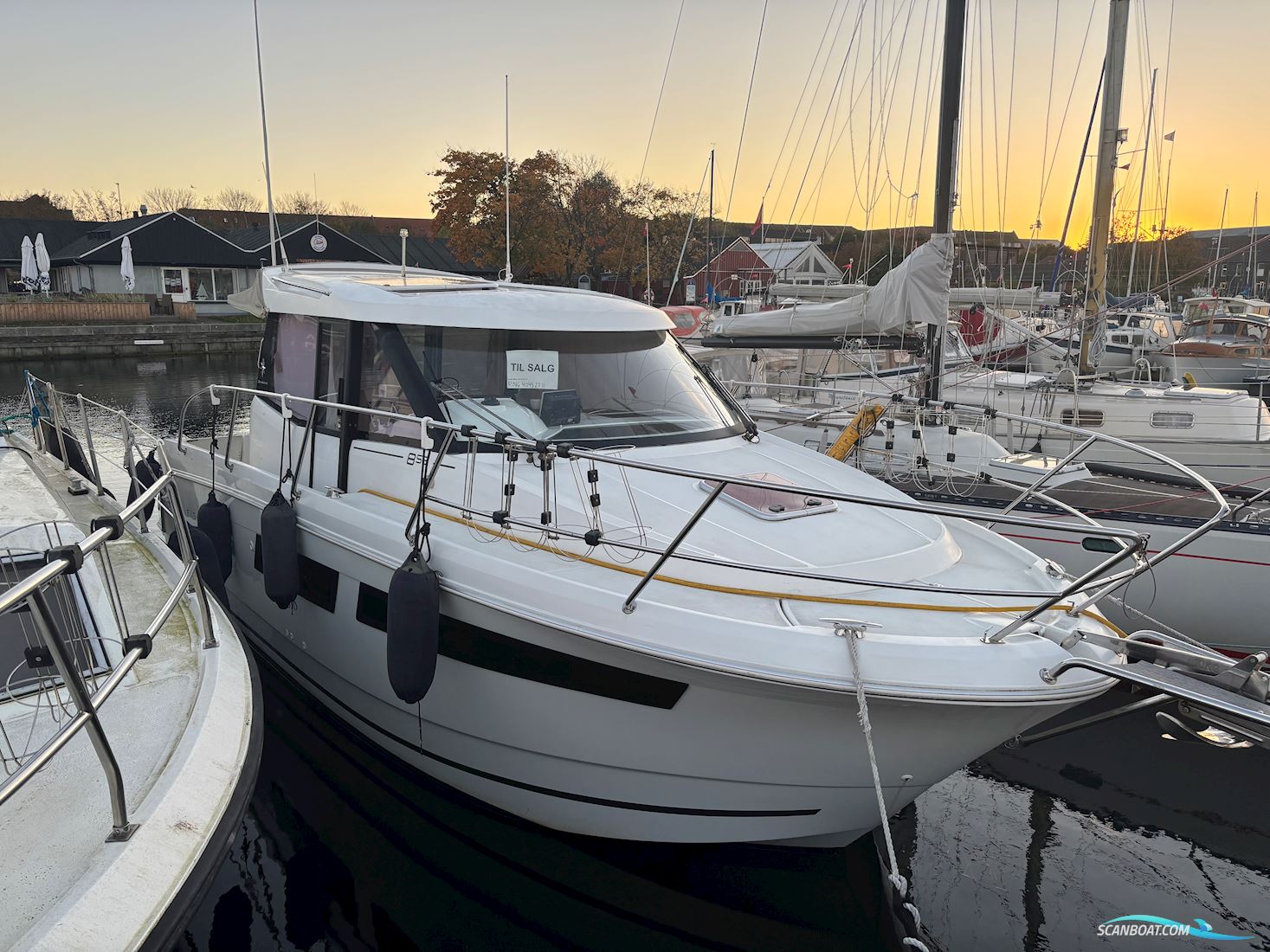 Jeanneau Merry Fisher 855 offshore