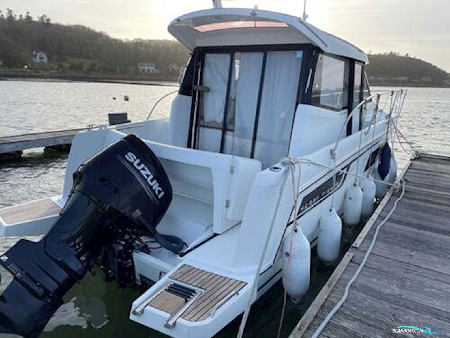 Jeanneau Merry Fisher 855