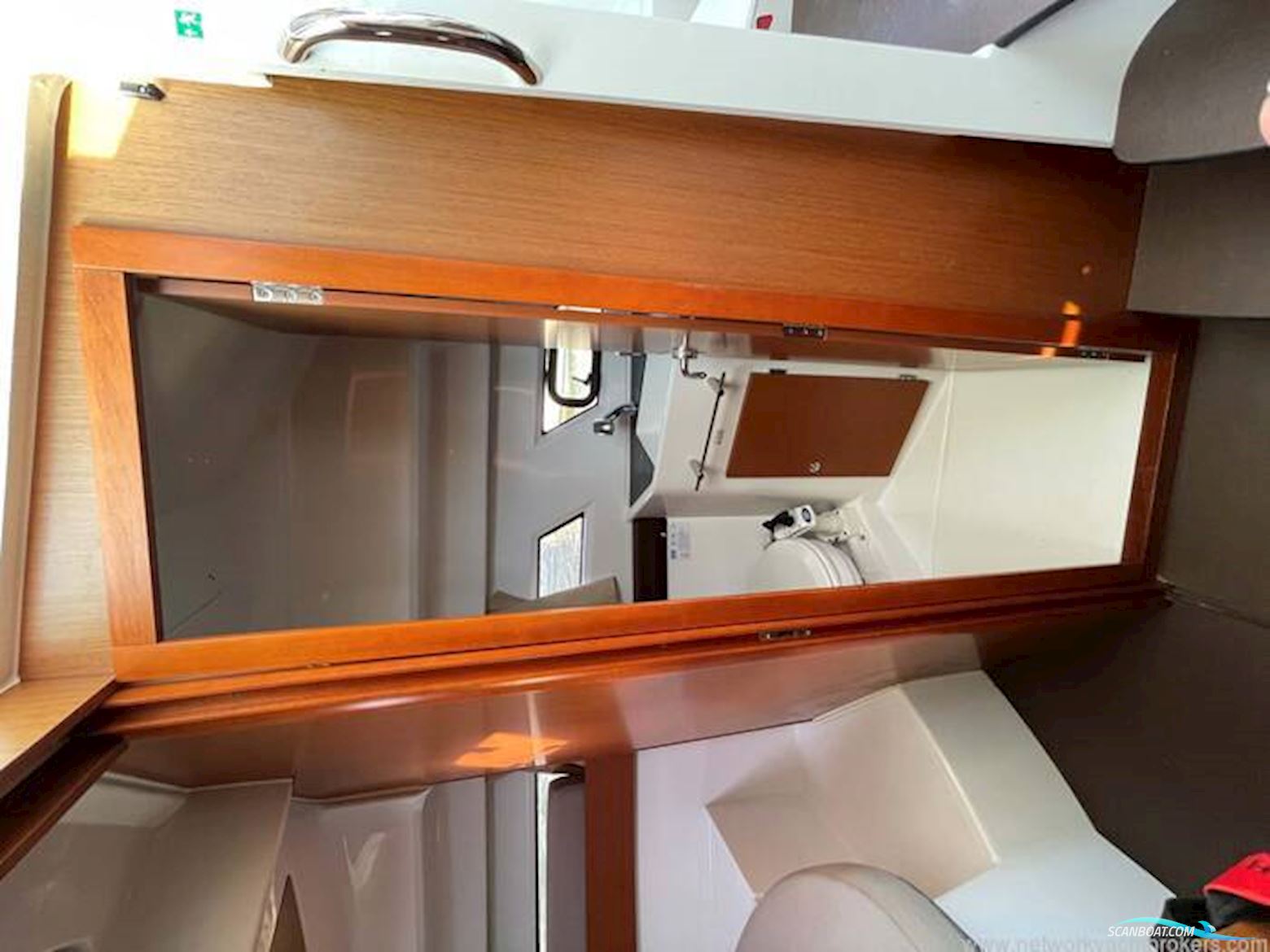 Jeanneau Merry Fisher 855