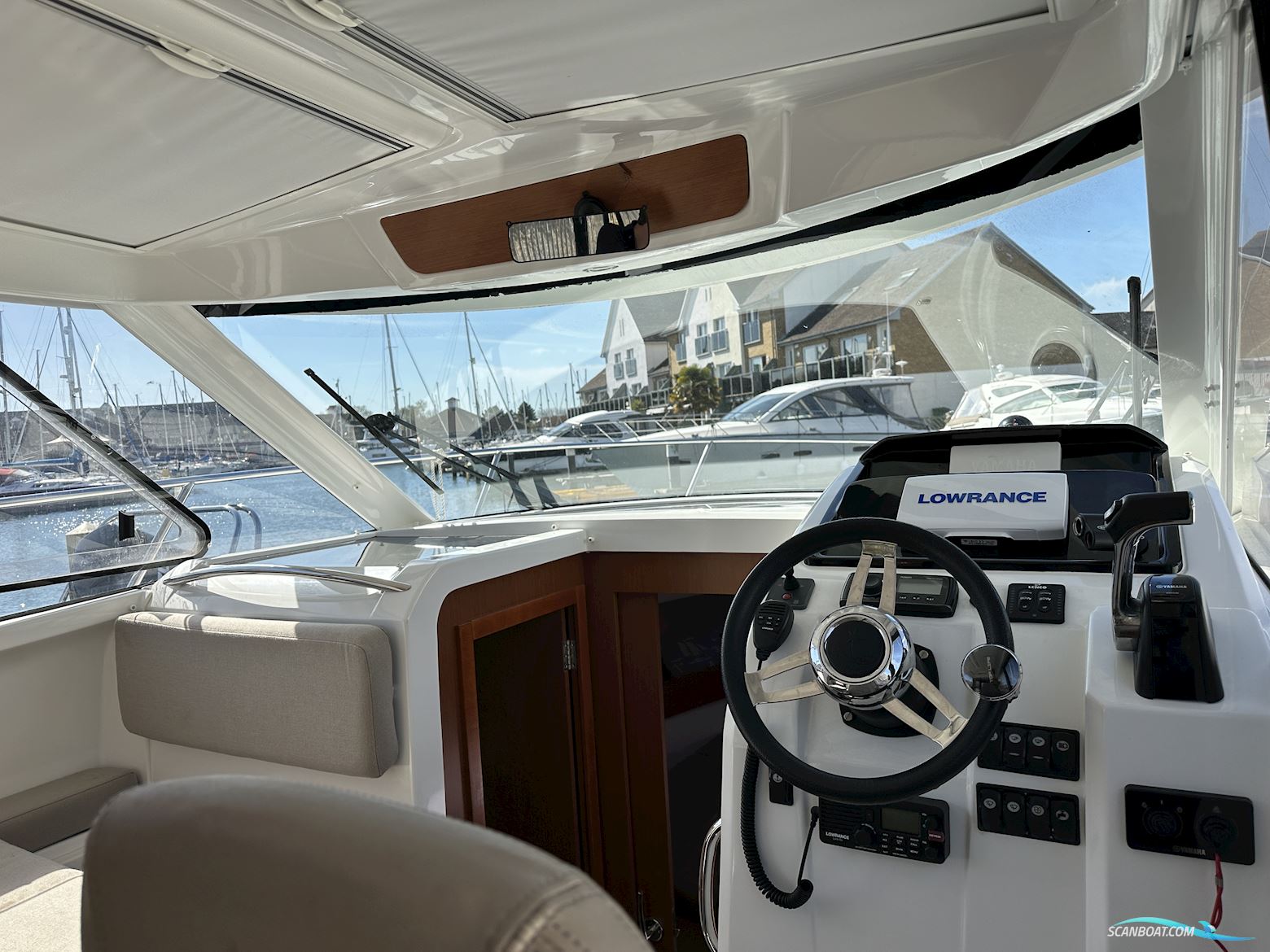 Jeanneau Merry Fisher 855