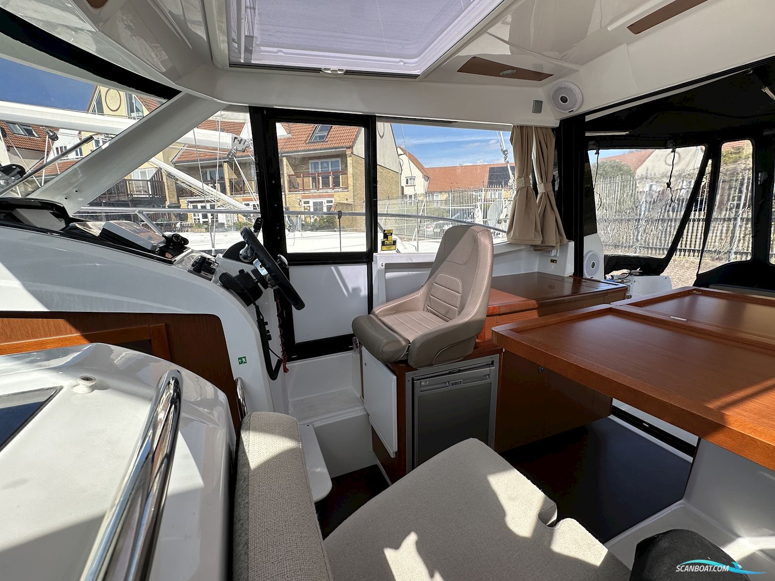 Jeanneau Merry Fisher 855