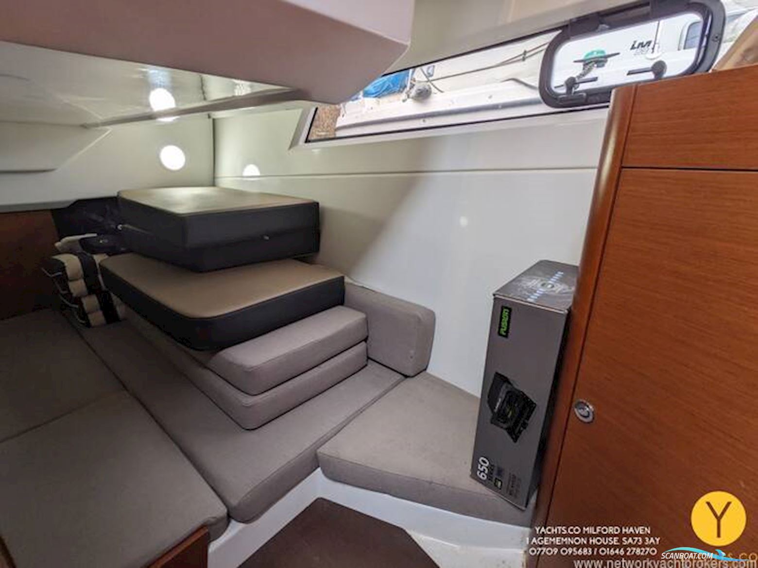 Jeanneau Merry Fisher 855