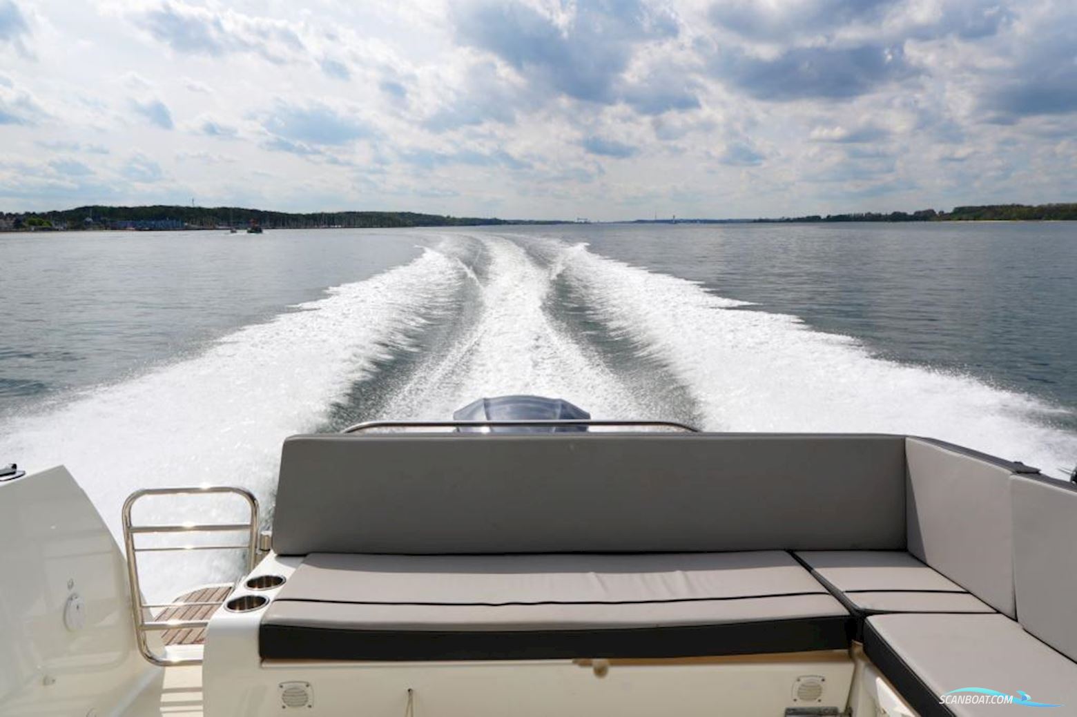 Jeanneau Merry Fisher 895