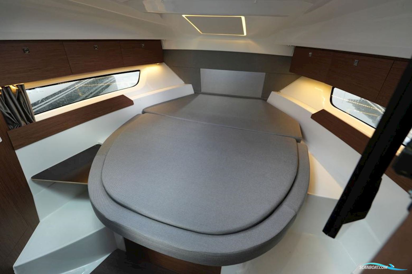 Jeanneau Merry Fisher 895