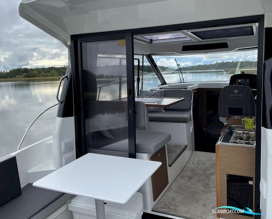 Jeanneau Merry Fisher 895