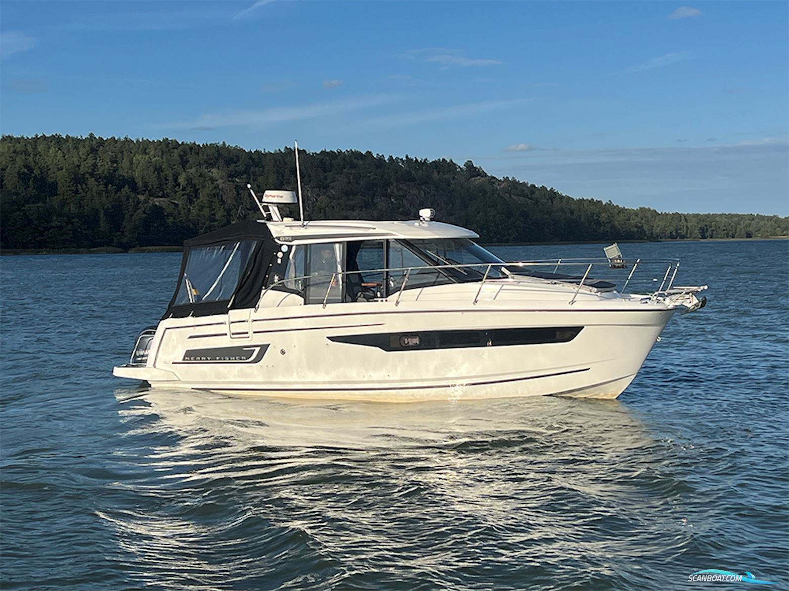 Jeanneau Merry Fisher 895