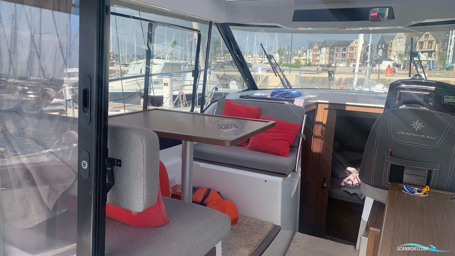 Jeanneau MERRY FISHER 895