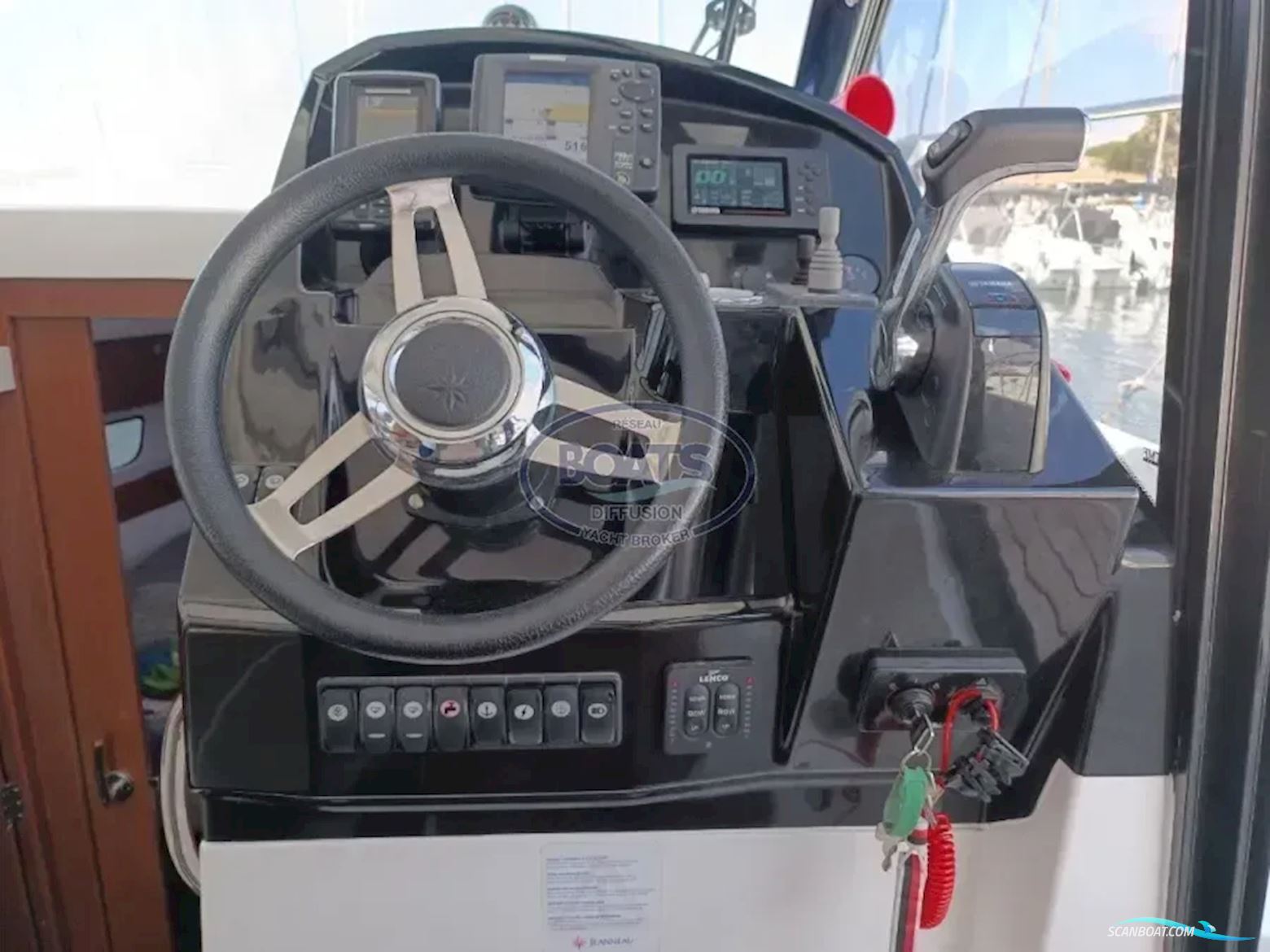 Jeanneau MERRY FISHER 895