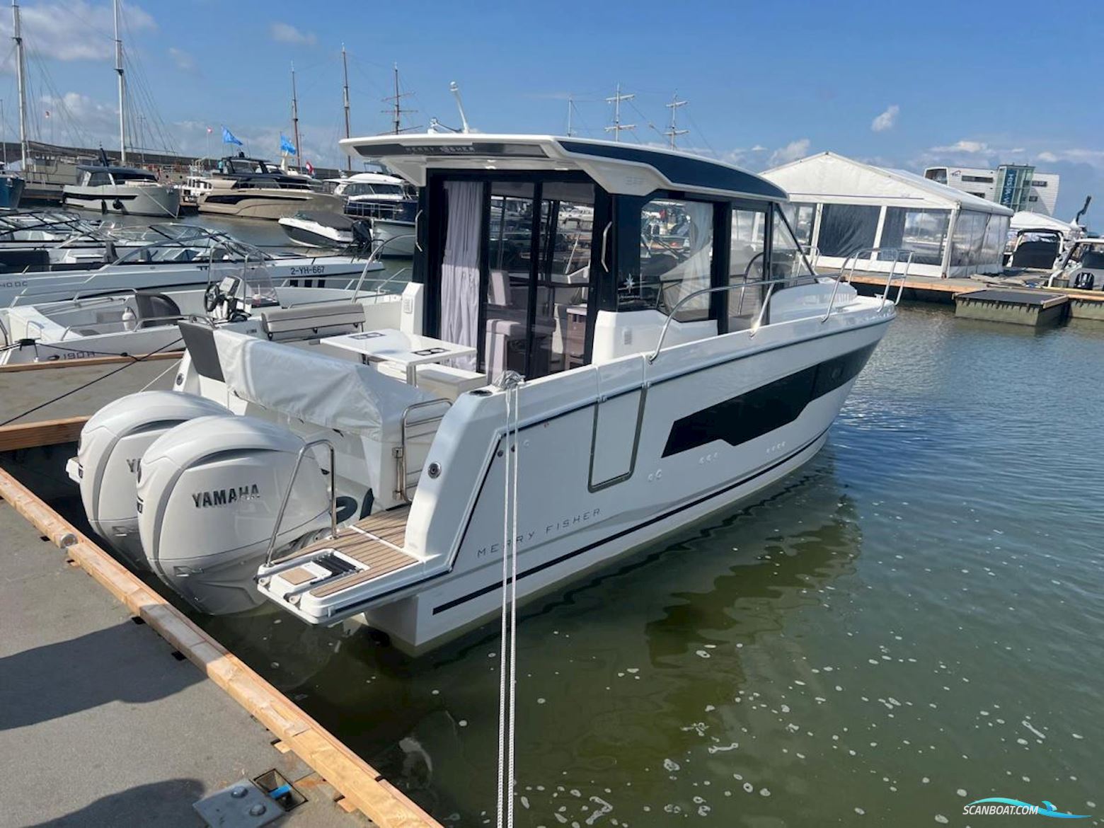 Jeanneau Merry Fisher 895 serie 2. Dit schip is aanwezig op de Yamaha stand van hiswa te water 2026.