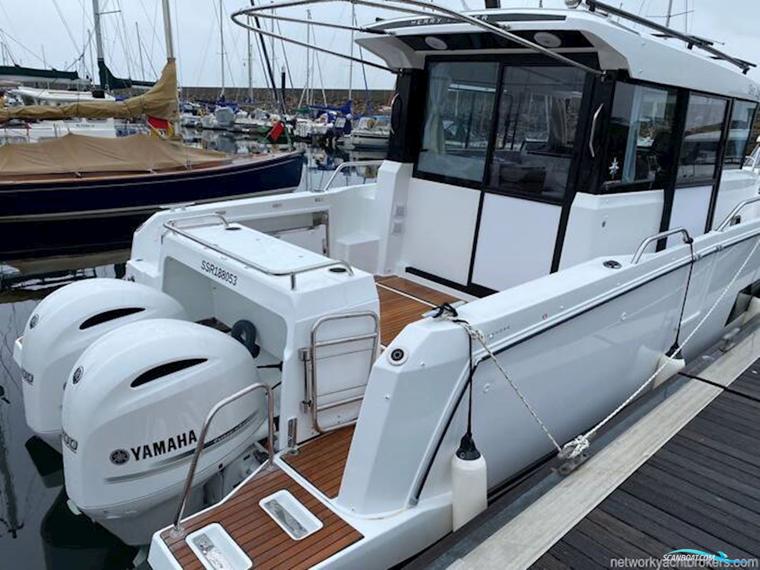 Jeanneau Merry Fisher 895 Sport