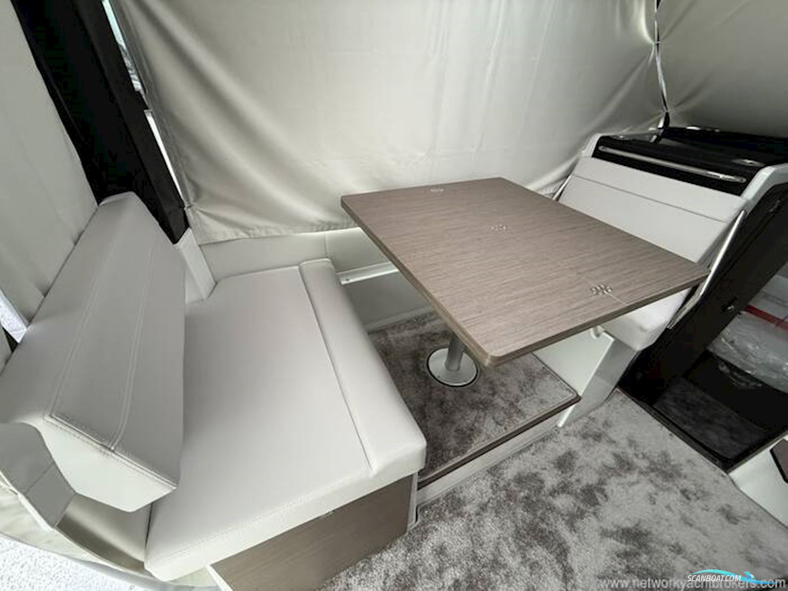 Jeanneau Merryfisher 895 S2