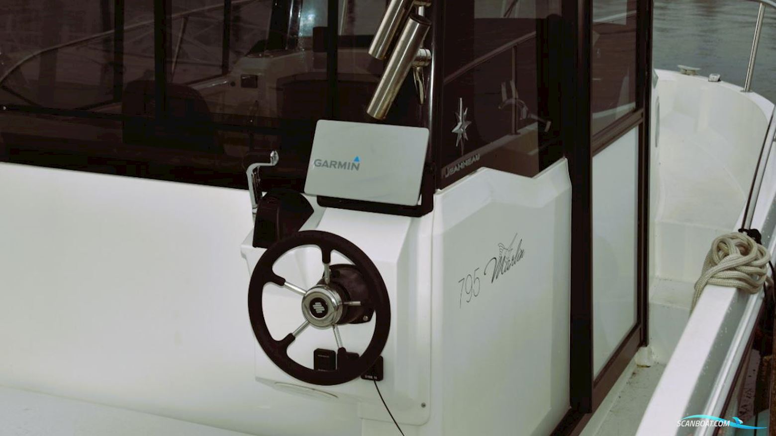 JEANNEAU MOTORBÅT 795 MERRY FISHER MARLIN