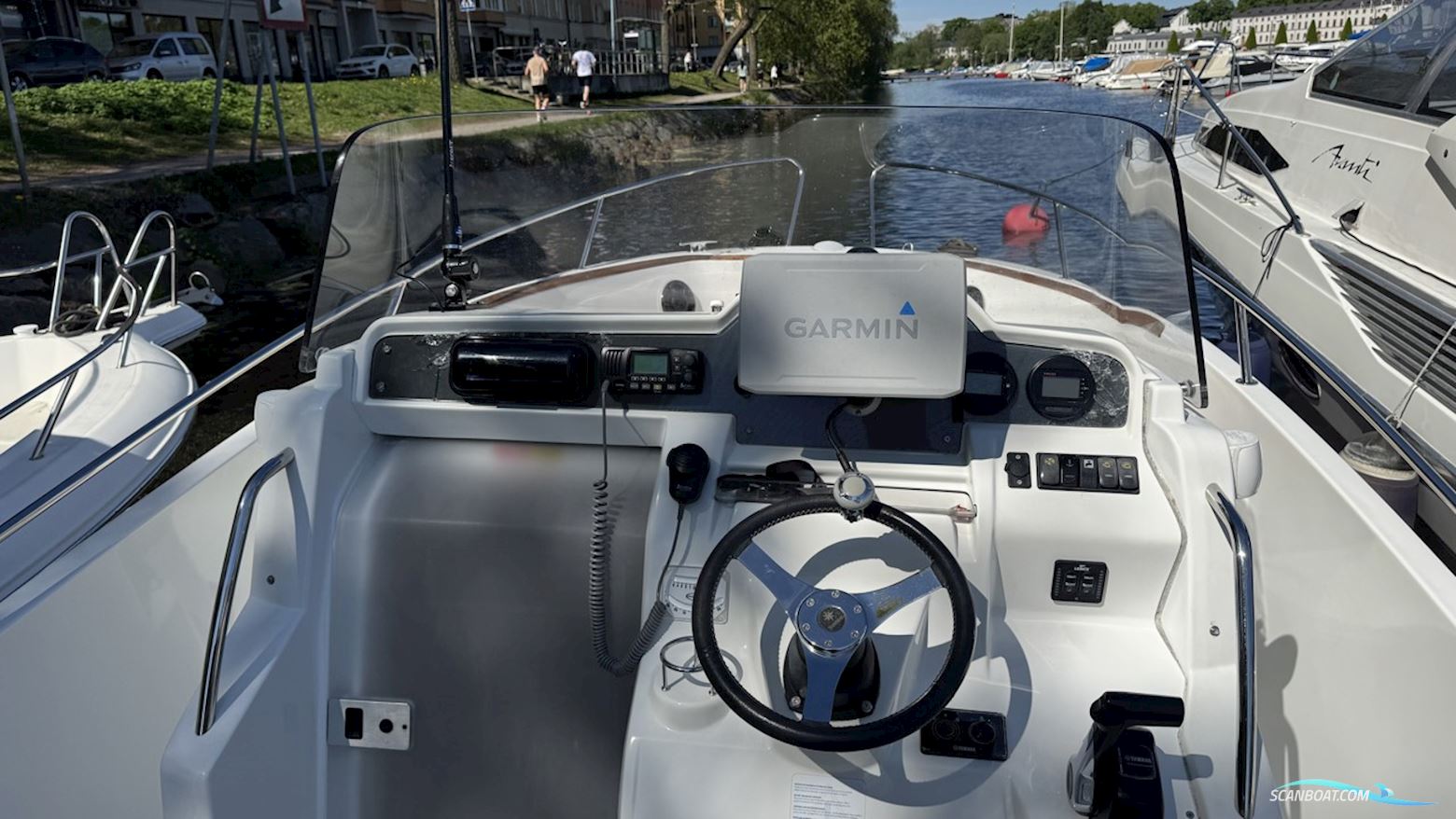 Jeanneau Motorbåt Cap Camarat 7.5 CC