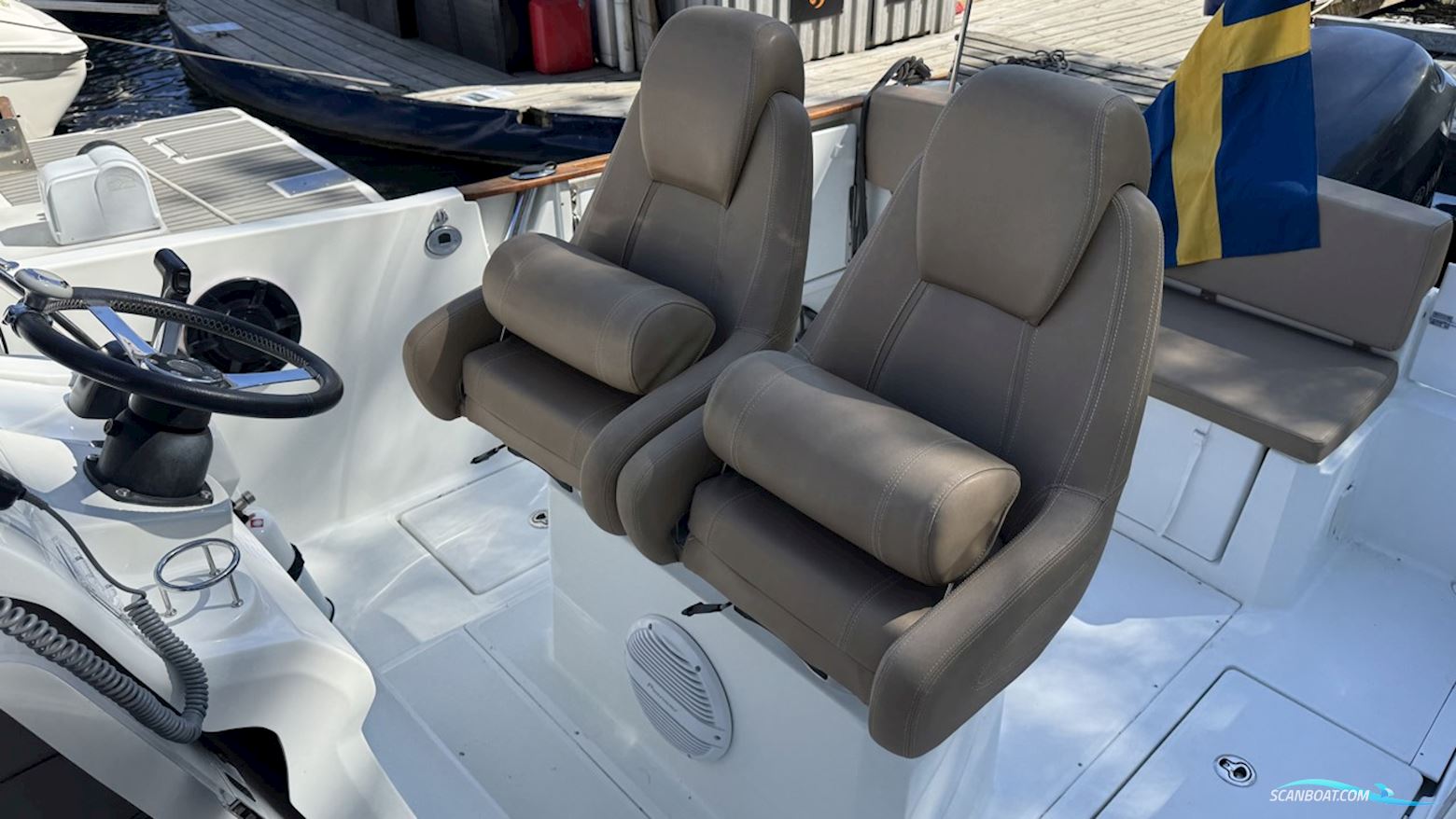 Jeanneau Motorbåt Cap Camarat 7.5 CC