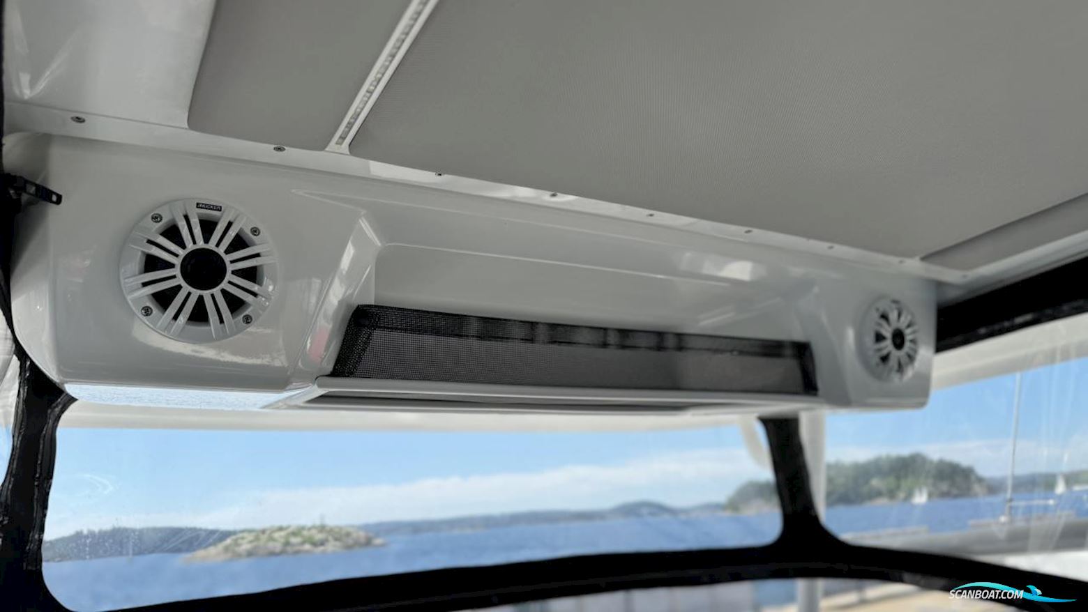 Jeanneau Motorbåt Cap Camarat 9.0 CC