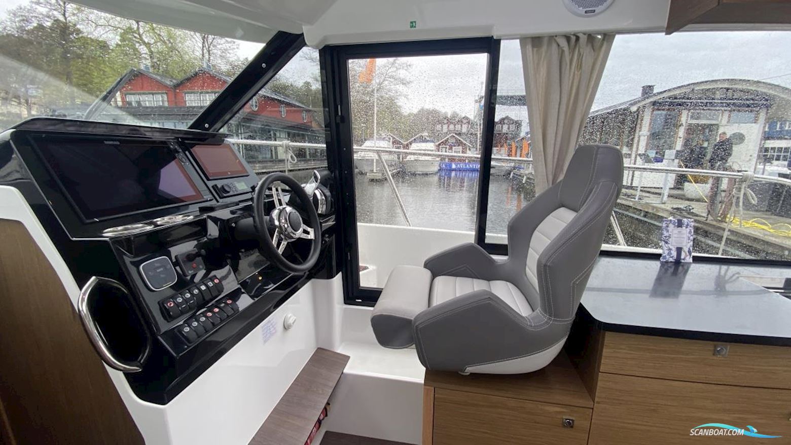 JEANNEAU MOTORBÅT Merry Fisher 1095