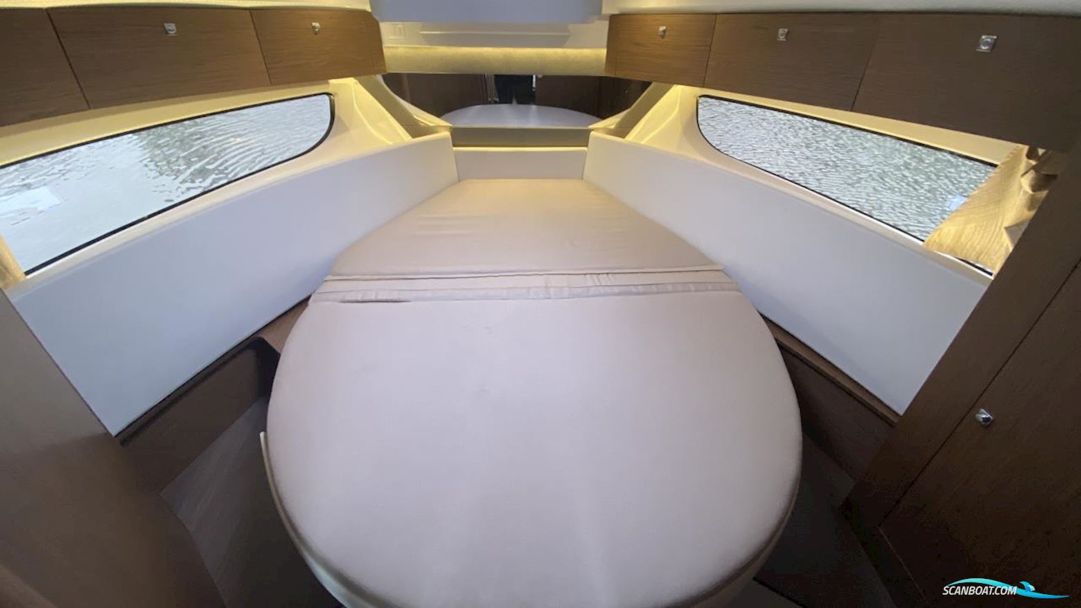 JEANNEAU MOTORBÅT Merry Fisher 1095