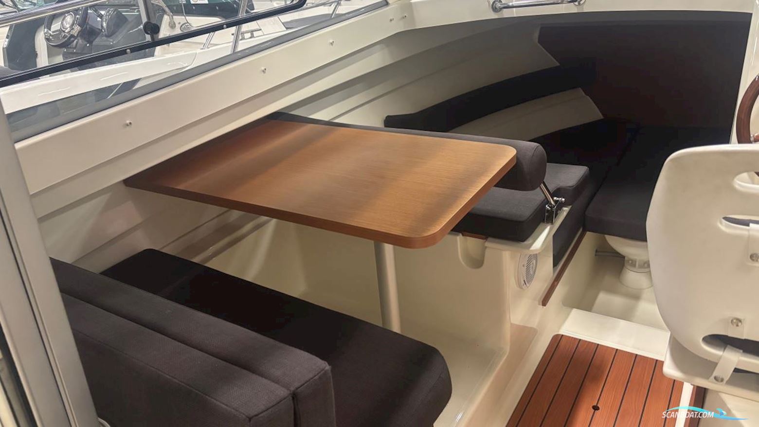 Jeanneau Motorbåt Merry Fisher 645