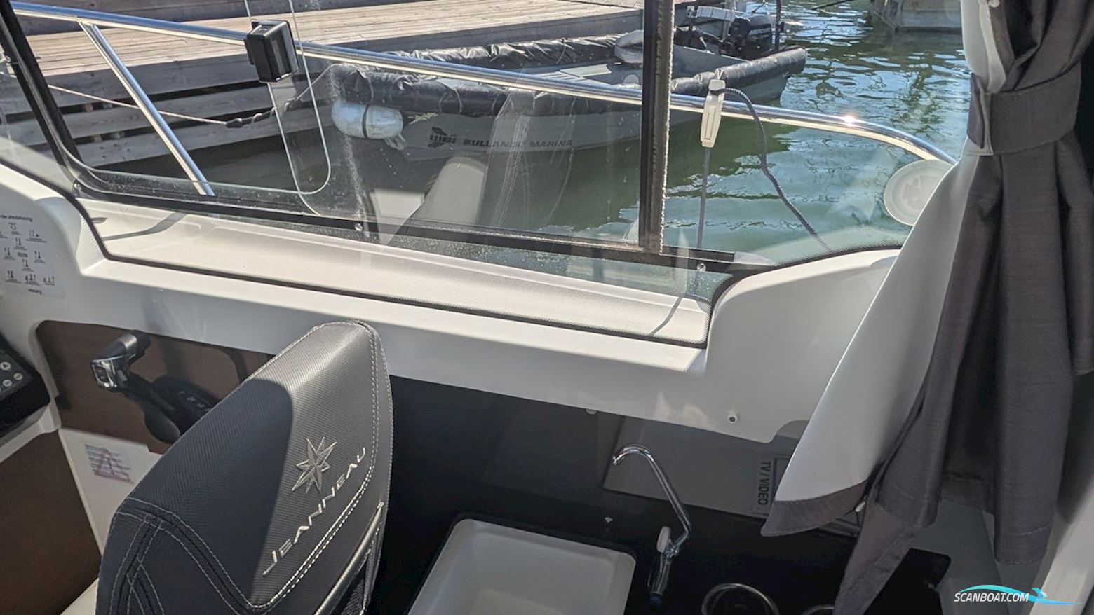 Jeanneau Motorbåt Merry Fisher 695