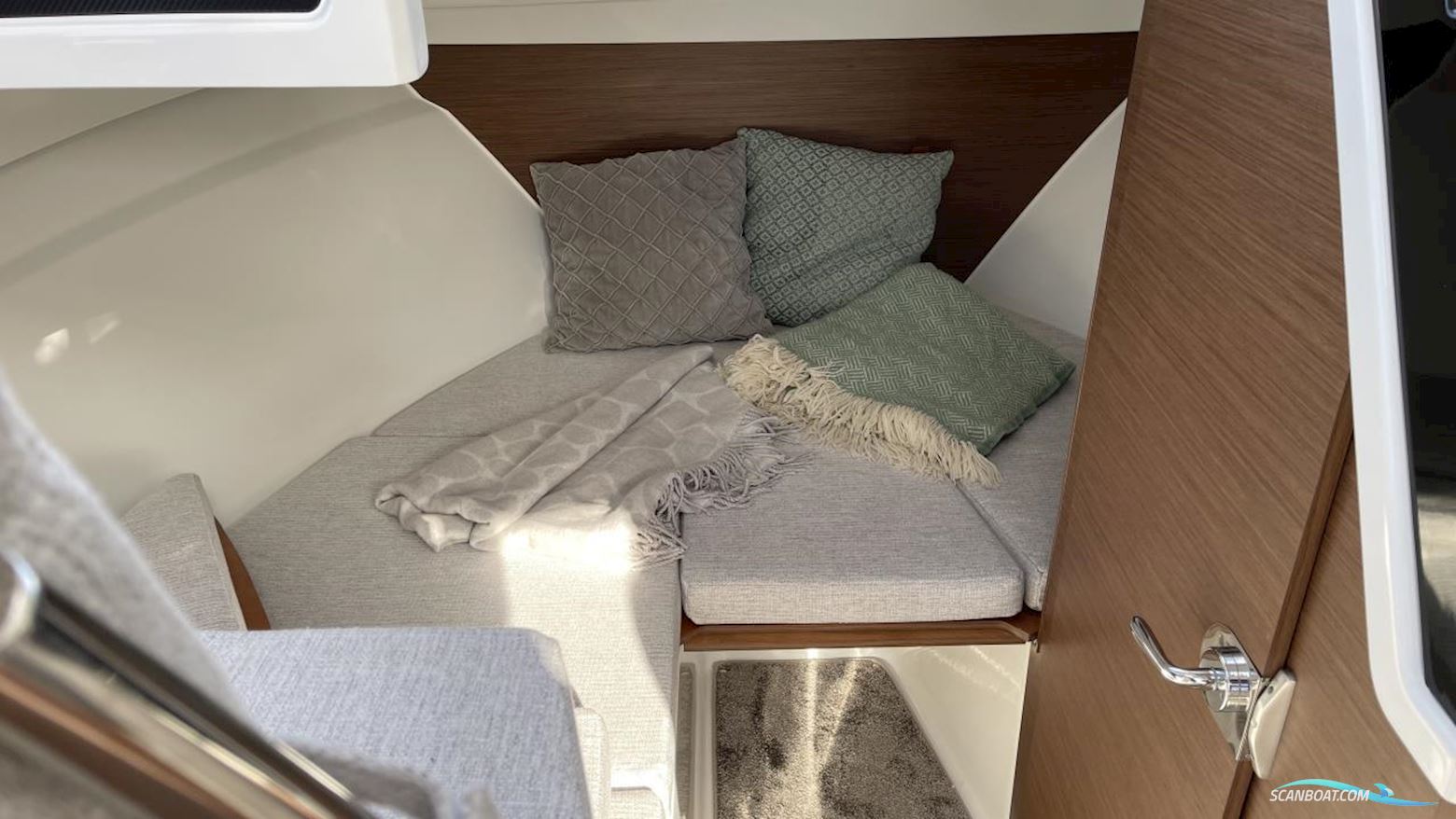 JEANNEAU MOTORBÅT MERRY FISHER 695 SÉRIE 2