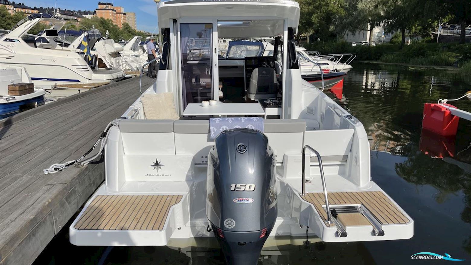 JEANNEAU MOTORBÅT MERRY FISHER 695 SÉRIE 2