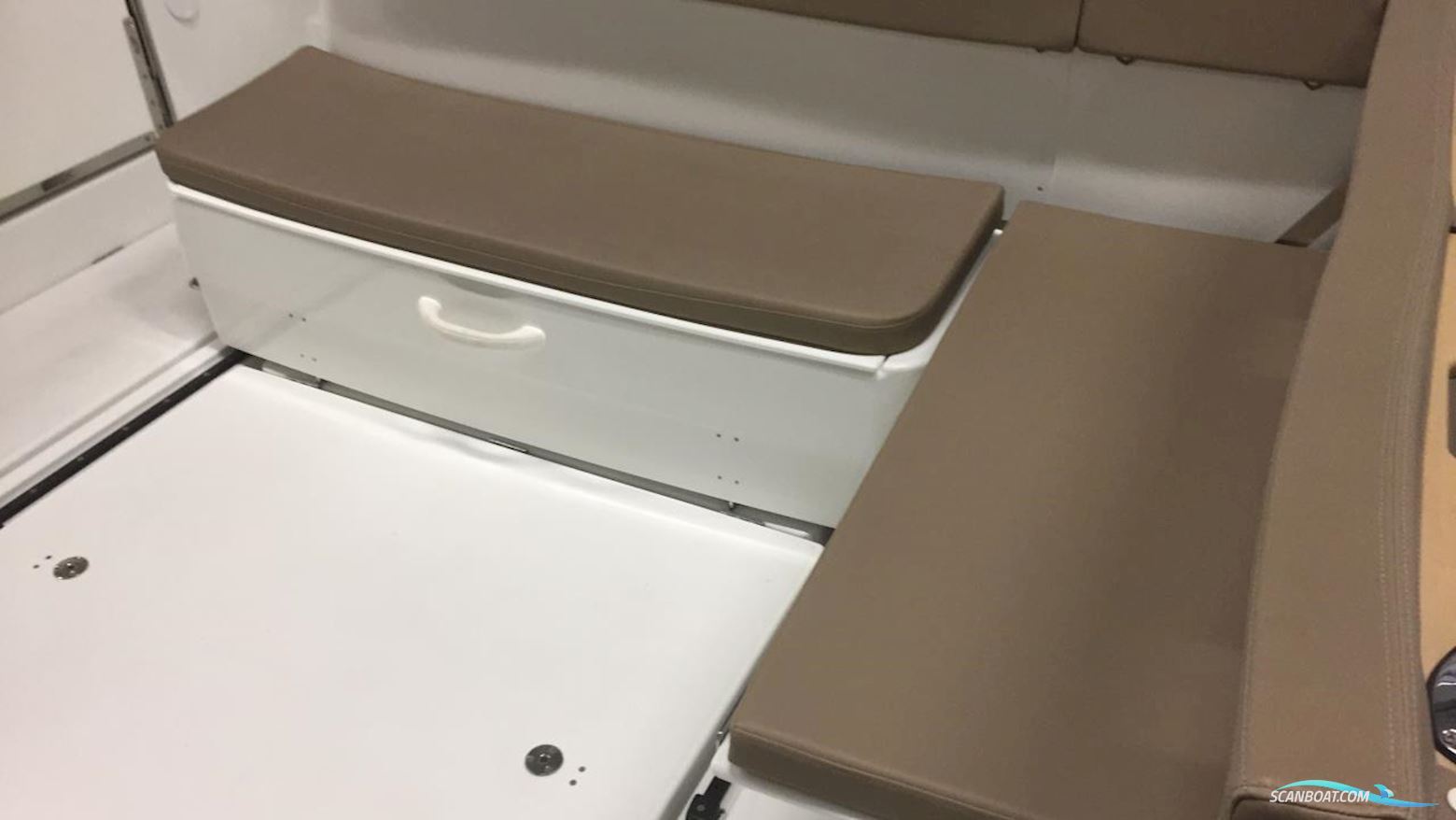 JEANNEAU MOTORBÅT MERRY FISHER 855 MARLIN