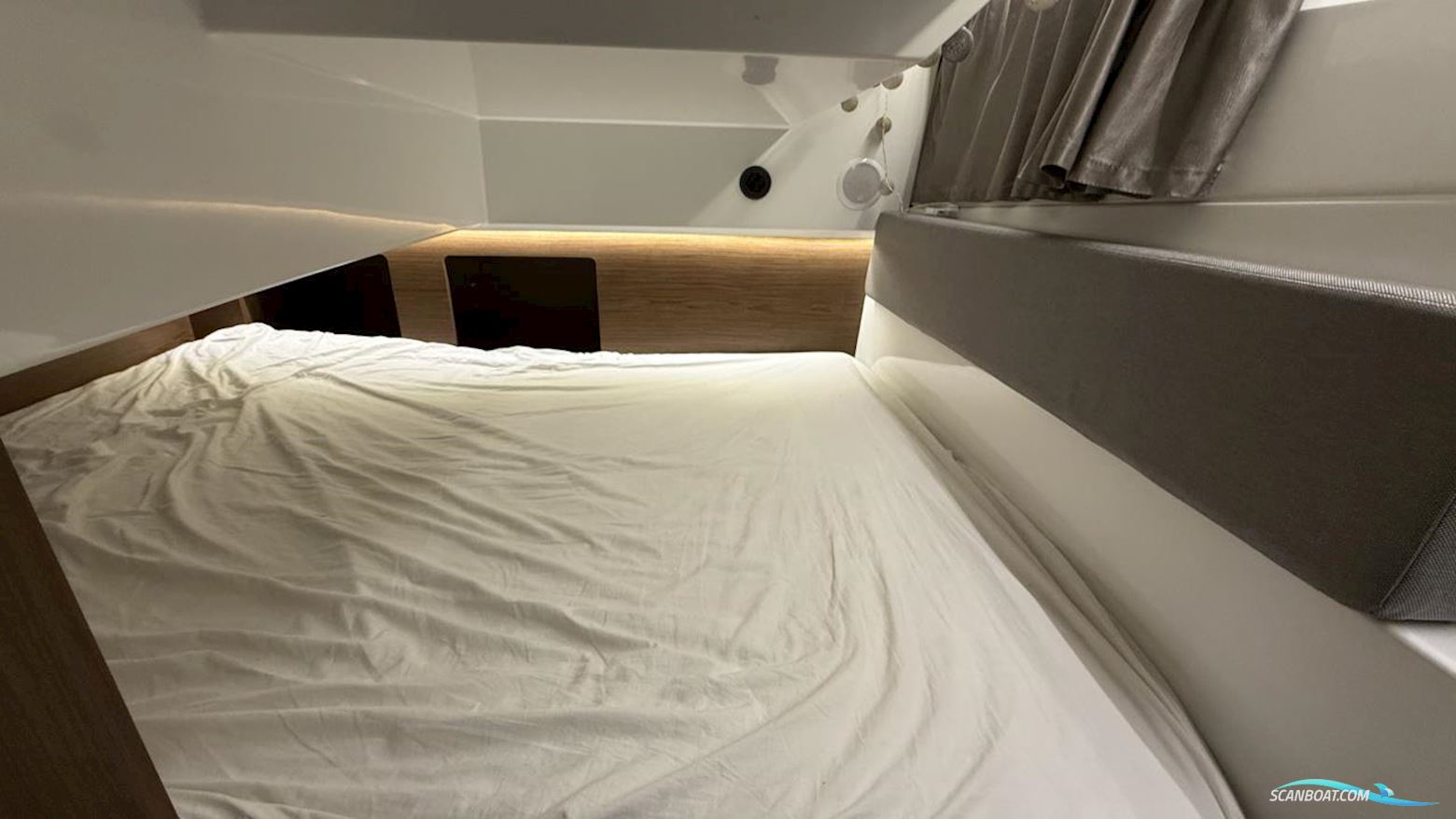 JEANNEAU MOTORBÅT MERRY FISHER 895