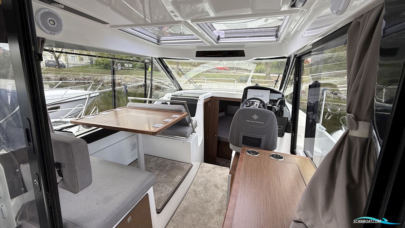 Jeanneau Motorbåt Merry Fisher 895