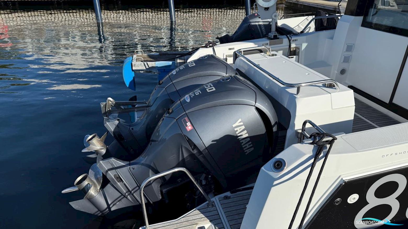 JEANNEAU MOTORBÅT MERRY FISHER 895 SPORT