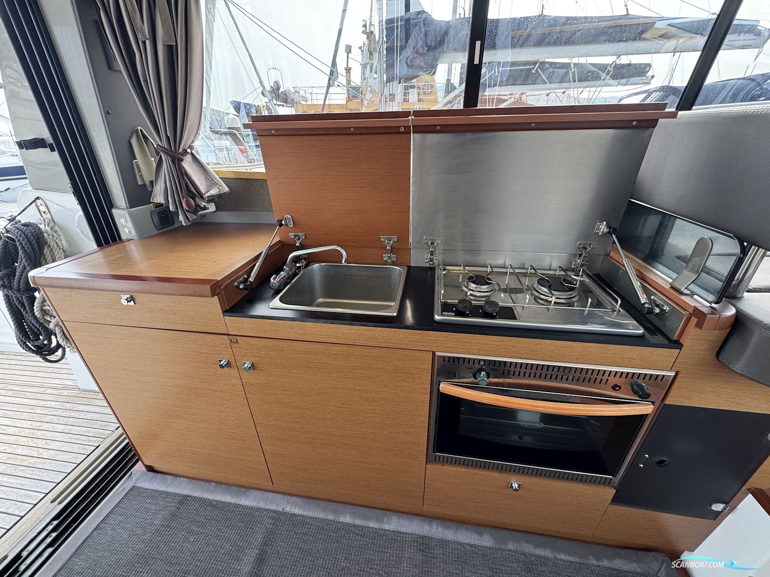 Jeanneau NC 11