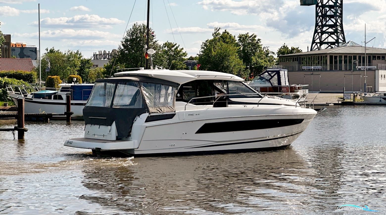 Jeanneau NC 33