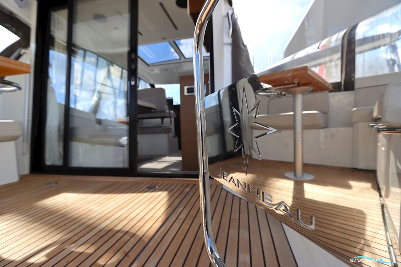 Jeanneau NC 33