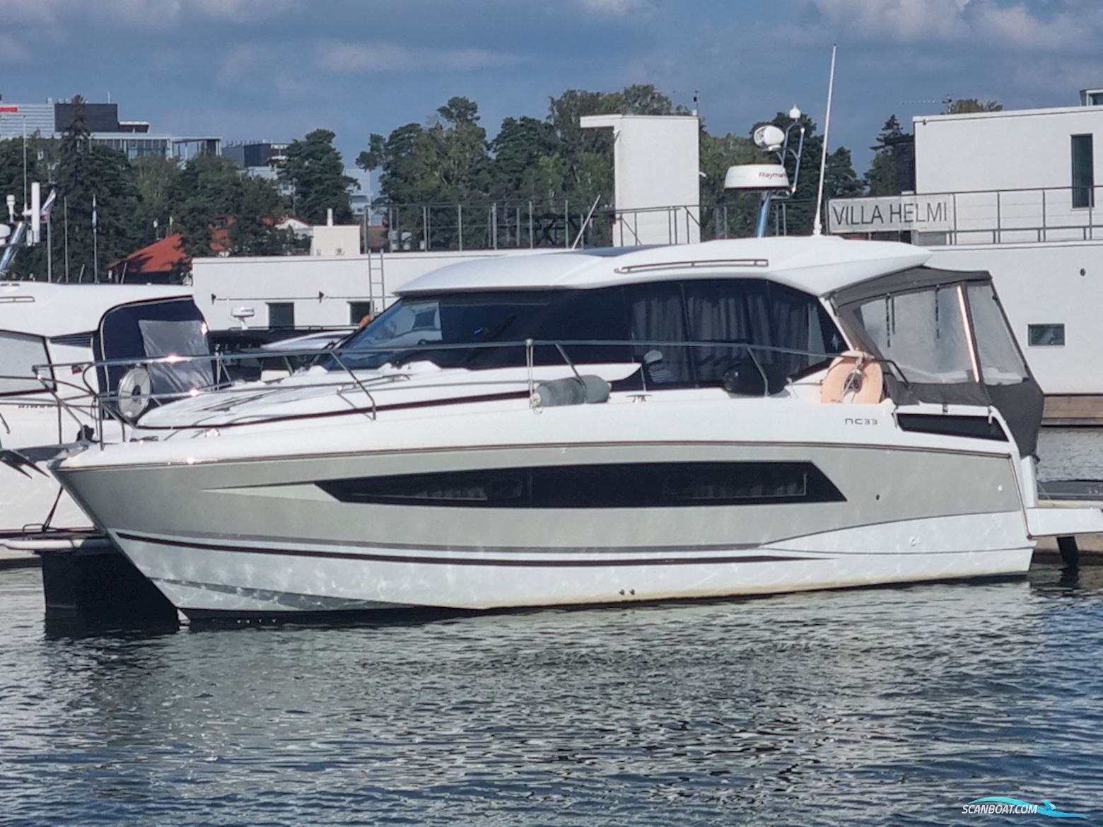 Jeanneau NC 33 Motorboot 2018, mit Volvo Penta motor, Finland