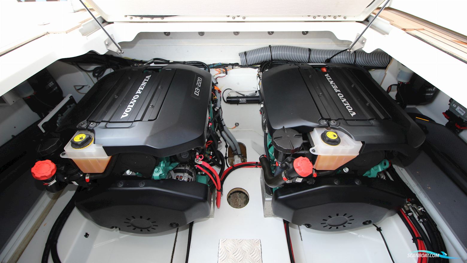 Jeanneau NC 37 